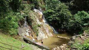 Flowing through the botanic gardens, it continues through youth park , past quarry drive , western gardens, jesselton heights and brooke. Mohd Faiz Bin Abdul Manan Taman Eko Sungai Tua