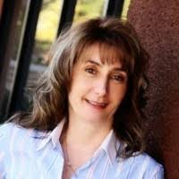 Sandra Stahl's Instagram, Twitter & Facebook