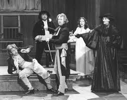 With ruggero raimondi, john macurdy, edda moser, kiri te mozart's opera in lush sets: Glyndebourne Wolfgang Amadeus Mozart Don Giovanni Restored Production Euroarts