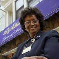 Sylvia S Harlem Owner Sylvia Woods Dies Rest In Peace Queen Of Soul Nyc Sylvia Woods Ebony Magazine Harlem