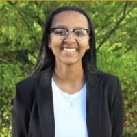 400+ perfiles de «Yilma»