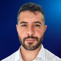 100+ perfiles de «Harvey»