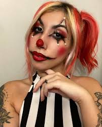 My friend Debra Savitt dressed up like a clown for Joe Alvarez's art show  of clowns.