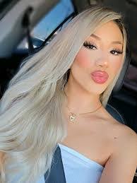 Vanessa Peraza's Instagram, Twitter & Facebook