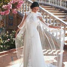 They have beautiful wedding gowns in many colors and styles to choose from blush pink tulle ballgowns to traditional white. Pronovias Leading Global Luxury Bridal Brand