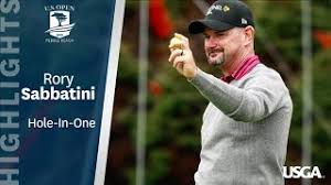 He has hauled in a cool $9.5 million this year alone. Unglaubliches Hole In One Bei Der Us Open Golfpunk Videos