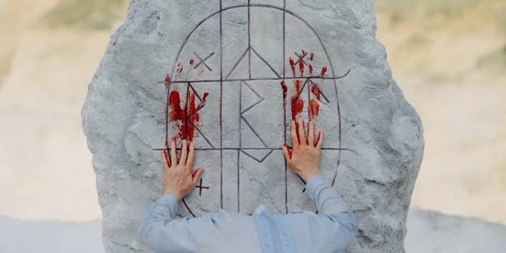 Midsommar – The Arts of Sacrifice, Reciprocity, and Breathing – WRITE  DRUNK; EDIT DRUNK