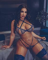 Ornella Amora - Free pics, galleries & more at Babepedia