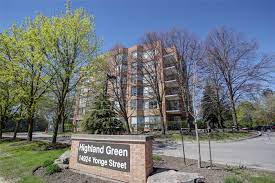 Request for live video tours with leasing agents on apartmentguide.com 421 14924 Yonge Street Aurora Zolo Ca