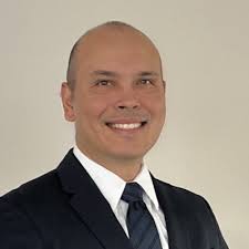 Jeg elsker mit arbejde, hvor jeg får lov at være med til at udvikle  mennesker, processer og virksomheder.