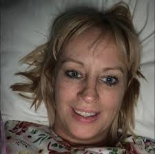 Is Breaking Bad worth it? I tried the episode 1 and stopped watching after  10 mins 😅