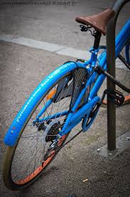 Epingle Par Les Galets Gris Sur A Bicyclette Bicyclette Promenons Nous Velo