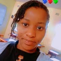 Elizabeth Bella's Instagram, Twitter & Facebook