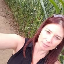 Lisa Vitelli's Instagram, Twitter & Facebook