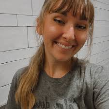 My chickens keep destroying the nesting boxes, any reason why? Post pics of  your nesting boxes so I have an idea what to give them when I redo the coop  🤩