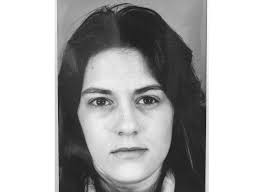 Debra Medeiros's Instagram, Twitter & Facebook