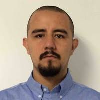 90+ perfiles de «Erik Morales»