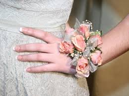 We are a storied, coastal new england town with a rich history, celebrated cultural and educational institutions, and while new events begin to appear on the fairfield calendar for the spring and summer seasons, please double check with the location or event. Pin On Prom Flowers