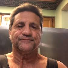 Sean Connery as James Bond eating Japanese food ..