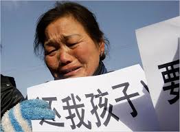 Death Sentences in Chinese Milk Case - The New York Times