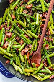Asparagus With Bacon Is The Ultimate Side Dish I Mean Asparagus Cooked In Bacon Grease What S Not To Love Bacon Recipes Asparagus Bacon Potato Chip Recipes