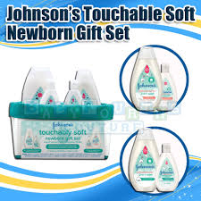 Buy baby bath set & tubs, hooded towels, baby sponge, washcloth sets, baby soaps, baby cream & more at babybliss. Johnson Jonhson S Touchably Soft Newborn Baby Gift Set Baby Bath Skincare For Sensitive Skin Shopee Philippines