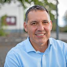 Amtsinhaber will bleiben