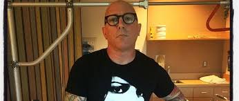 Quotations by maynard james keenan, american singer, born april 17, 1964. Tool S Maynard James Keenan Just Had A Hip Replacement Theprp Com