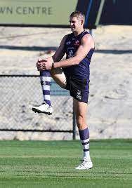 Aaron sandilands with hayden ballantyne after their final match in 2019. Fremantle Big Man Aaron Sandilands Set For Western Derby Return The West Australian