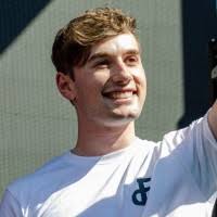 1700+ "Frederick" profiles