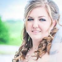 Ashley Castleman's Instagram, Twitter & Facebook