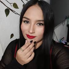 How many adults are in this Epic The Musical fan group?