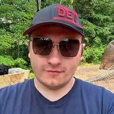 NFC NORTH Trash Talk Cave