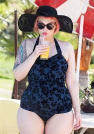Looking For Bikinis For Hip Dips New Fashion Women S Plus Size Swimwear Plus Size Swimwear One Piece