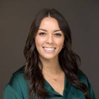 Casey Greer's Instagram, Twitter & Facebook