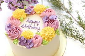 The paper plates have a chic floral design with a glossy finish — similar to fine china — so they'll fit in seamlessly with the decor at your pastel tea party. Floral Series Customised Cakes Baker S Brew Studio Singapore