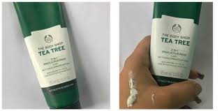 100% vegan enriched with community trade tea tree oil from the foothills of mount kenya deeply cleanses blemished skin refreshing on skin suitable for. The Body Shop Tea Tree 3 In 1 Wash Scrub Mask Review