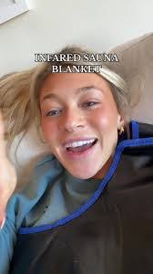 Robyn Snodgrass's Instagram, Twitter & Facebook