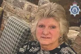 Ellesmere Port lollipop lady celebrates sixty years of keeping children  safe