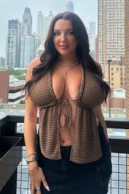 Rachel Stubbs - Free pics, galleries & more at Babepedia