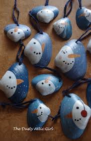 10 diy christmas recycled decoration how to! I Found These Shells On Point Machaud Beach Cape Breton Ns And Painted Them As Snowman Chri Christmas Crafts Seashell Christmas Ornaments Christmas Ornaments