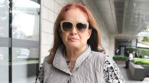 Müjde ar (born kâmile suat ebrem, 21 june 1954 in istanbul) is a turkish film actress. Mujde Ar Dan Bodrum Belediye Baskani Na Mektup Gurultuyu Onleyin