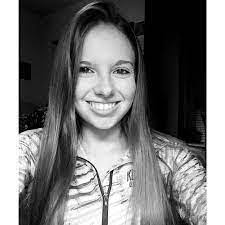 Alyssa Stonebraker's Instagram, Twitter & Facebook