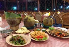 Terdapat ruang makan indoor dan juga outdoor. Tempat Buka Puasa Favorit Di Pekanbaru Lancang Kuning