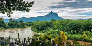 Bukit Serelo Di Sumsel Bentuknya Unik Dan Memiliki Pemandangan Indah Cocok Tujuan Berwisata Dengan Keluarga