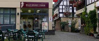 Auf unserer tour mit dem rad sind wir durch das schöne städtchen unkel am rhein gekommen. Willy Brandt Forum Unkel Zeitgeschichte Erleben