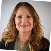 Melissa Schewe's Instagram, Twitter & Facebook