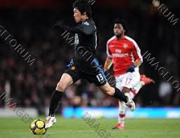 Gestes techniques de grande classe (volume 2). Alex Song Et Arsenal Corriges Par Manchester United Bonaberi Com