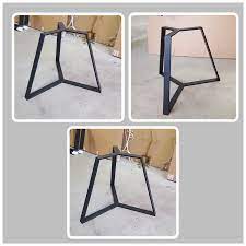 Base Tavolo In Ferro Per Piano Rotondo In Lavorazione Nella Finitura Nero Opaco Design Cavalla Tavolo Ferro Arredamento In Ferro Arredamento In Ferro Battuto