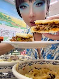 Top Hand-Pulled Noodles in Queens: A Must-Try Spot!